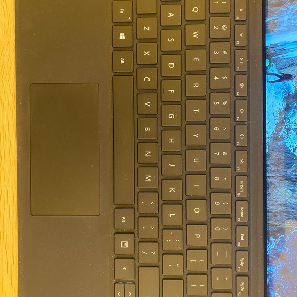 Microsoft surface pro 7 - Picture 4 of 7